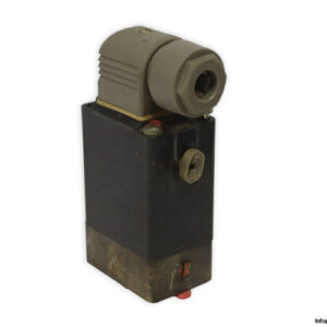 burkert-331-C-3.0-B-MS-FLNSCH-F-000-single-solenoid-povited-armature-valve-(used)