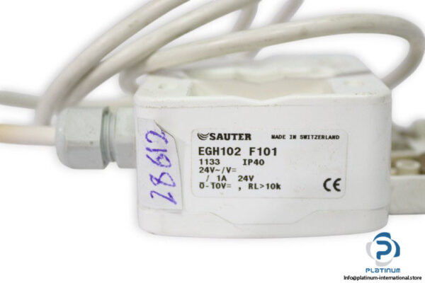 sauter-EGH102-F101-dew-point-monitor-and-transducer-(used)-1