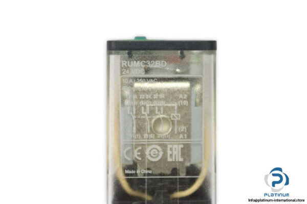 schneider-electric-RUMC32BD-24VDC-universal-plug-in-relay-(new)-3