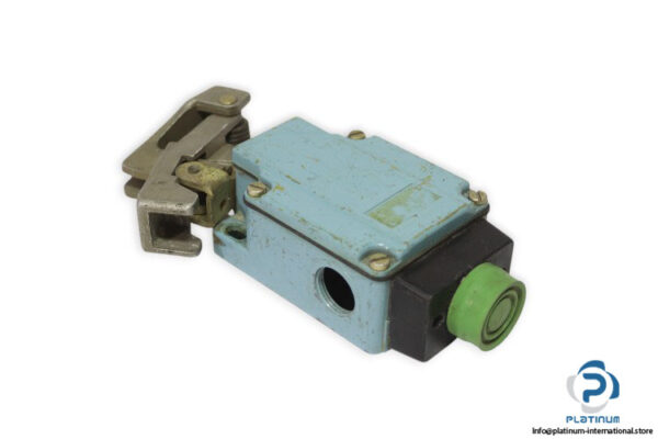 telemecanique-XY2-CH-112-limit-switch-(used)