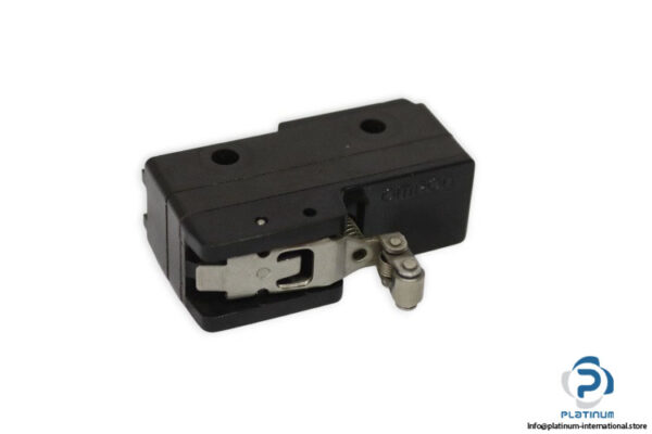 omron-Z-15GW2377-general-purpose-basic-switch-(used)-1