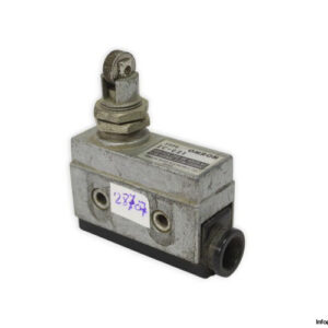 omron-ZC-Q21-limit-switch-(used)