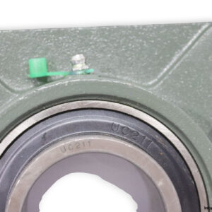 czw-UCF-211-square-flanged-ball-bearing-unit-new-carton-1