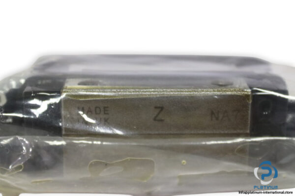 nsk-NAH20ANZ-linear-guideway-block-new-carton-1