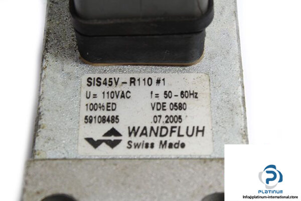 wandfluh-wdsf-a06-ab3-d1-solenoid-operated-directional-valve-1