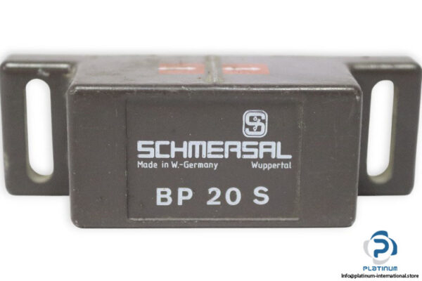 schmersal-BP20S-actuating-magnet-(Used)-1