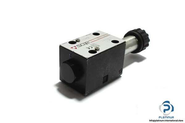 atos-dhe-0611-dc20-solenoid-operated-directional-valve-1