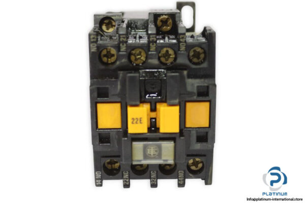 telemecanique-CA2-DN1229MA65-control-relay-(new)-1