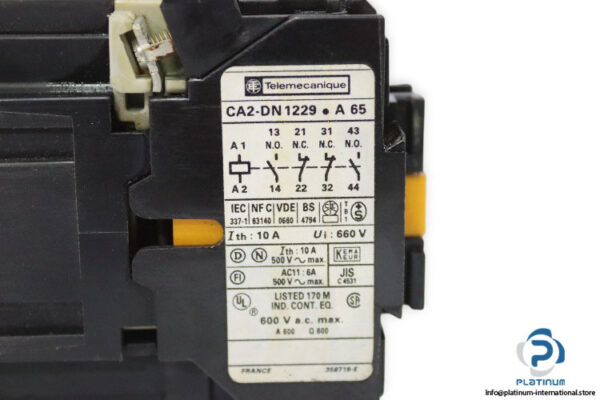 telemecanique-CA2-DN1229MA65-control-relay-(new)-3