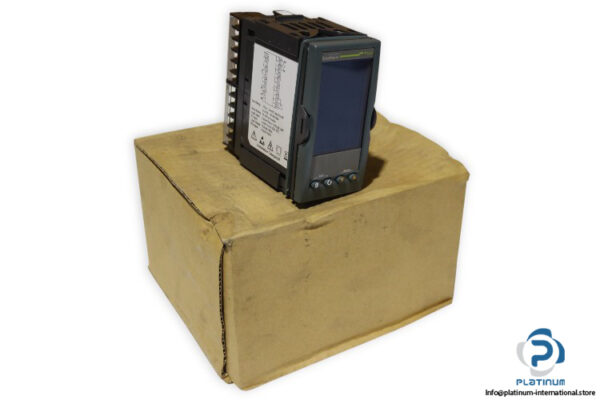 eurotherm-3208_CC_VL_LRRX_R-temperature-controller-(new)