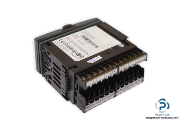 eurotherm-3208_CC_VL_LRRX_R-temperature-controller-(new)-1