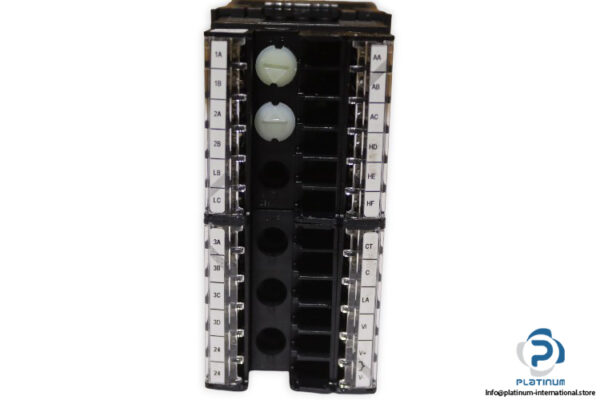 eurotherm-3208_CC_VL_LRRX_R-temperature-controller-(new)-3