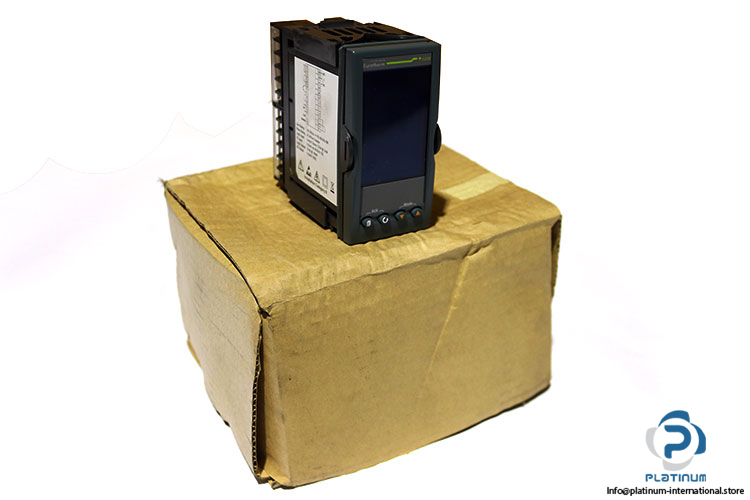 eurotherm-3208_CC_VH_LRRX_R-temperature-controller-(new)