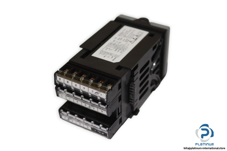 eurotherm-P116_CC_VH_LRX_R_4CL-process-controller-(new)-3