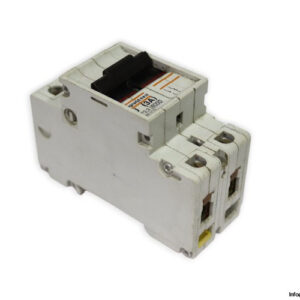 legrand-019-32-double-pole-circuit-breaker-new