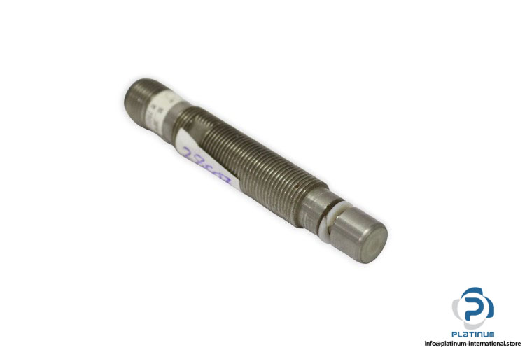 balluff-BES-516-300-S135-S4-pressure-rated-inductive-sensor-(used)-1