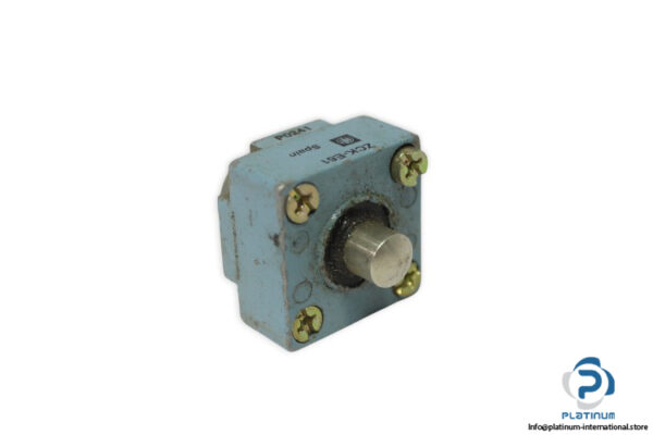telemecanique-ZCK-E61-limit-switch-head(used)