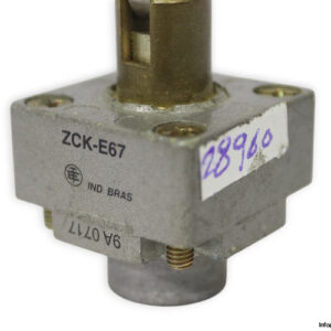 telemecanique-zck-e67-limit-switch-head(used)-1