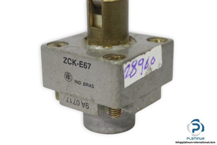 telemecanique-zck-e67-limit-switch-head(used)-1