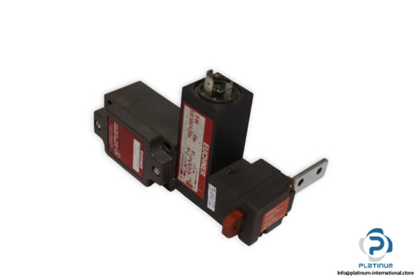 euchner-nz1vz-528-d3-vsm09-safety-switch-with-separate-actuator(new)-1