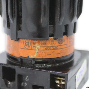 moeller-T0-1-8200-rotary-cam-switch-(Used)-1