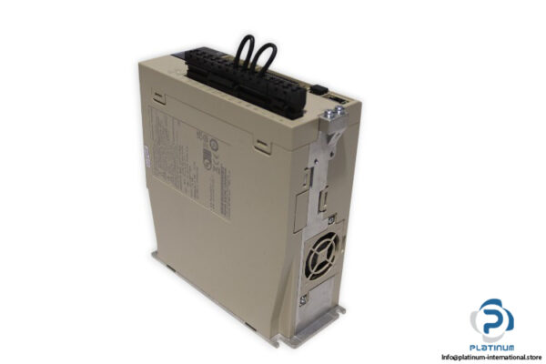 yaskawa-SGD7S-5R5A00A-ac-servo-driver-(New)