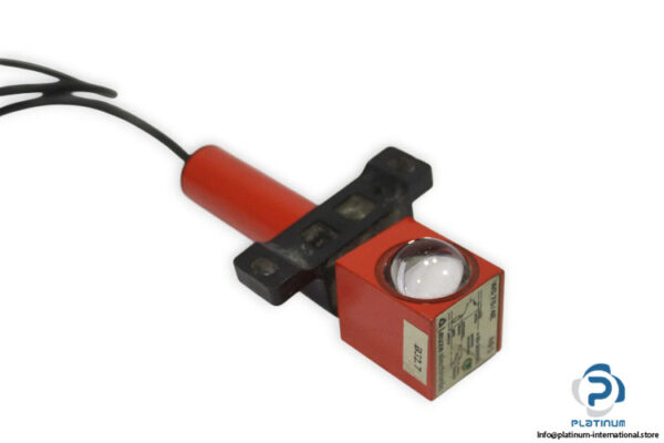 leuze-WS-75_4E-through-beam-sensor-receiver-(Used)-1