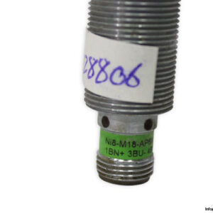 turck-NI8-M18-AP6X-H1141-inductive-sensor-(Used)-3