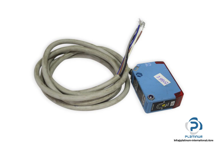 sick-WT250-S162-background-suppression-sensor-(Used)