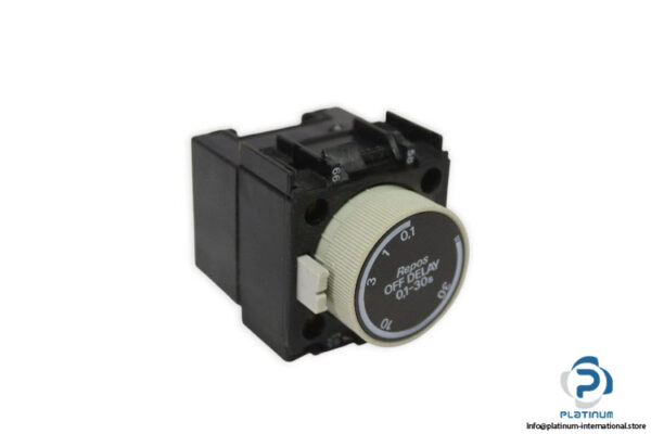 telemecanique-LA3-D22-A65-time-delay-auxiliary-contact-block-(Used)