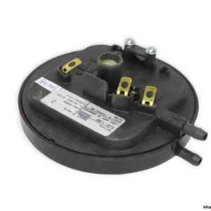 krom-schroder-DL3E-1-30Z-air-pressure-switch-(used)