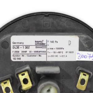 krom-schroder-DL3E-1-30Z-air-pressure-switch-(used)-2