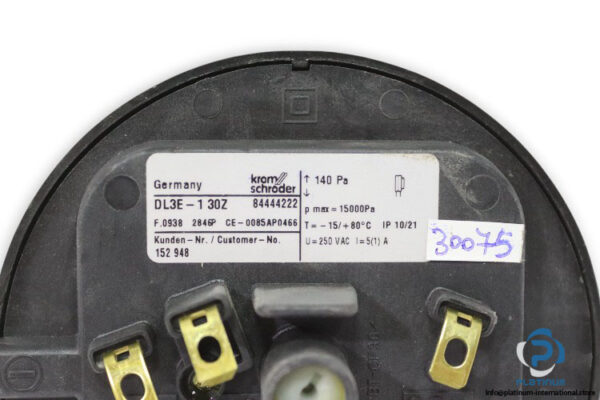 krom-schroder-DL3E-1-30Z-air-pressure-switch-(used)-2