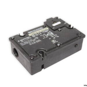 schmersal-TZMCW24VDC-96-thermoplastic-enclosure-WITH-HEAD(used)