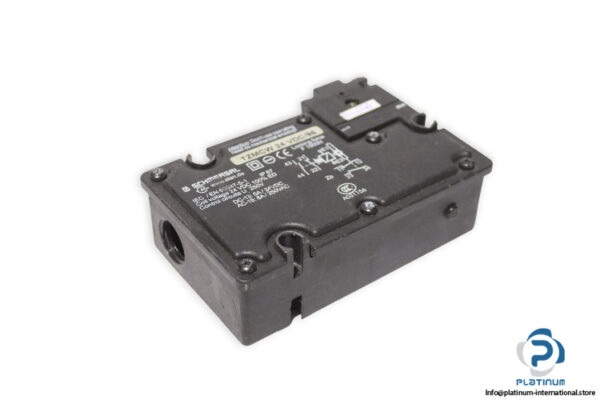 schmersal-TZMCW24VDC-96-thermoplastic-enclosure-WITH-HEAD(used)