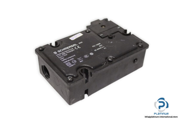 schmersal-tzmcw24vdc-thermoplastic-enclosure-WITH-HEAD(used)