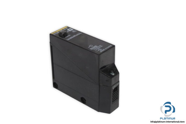 omron-E3JM-10L-G-N-photoelectric-switch-sensor-used