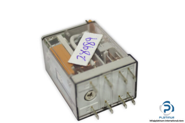 finder-55.32.8.230.0054-plug-in-relay-used-4