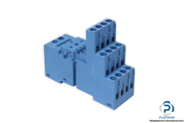 finder-94.02-relay-socket-used