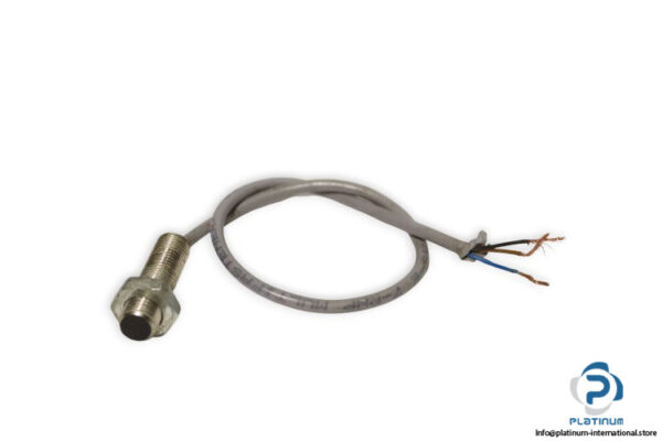 MS-E7-PNP-multifastener-proximity-sensor-used