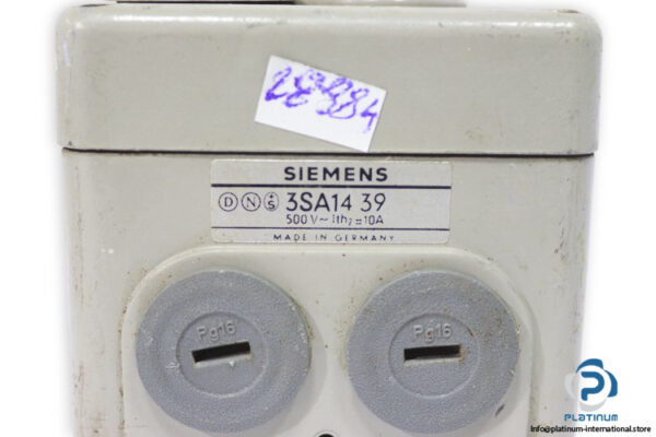 siemens-3SA14-39-push-button-control-station-used-2