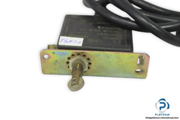 stahl-8063_92-microswitch-used-1