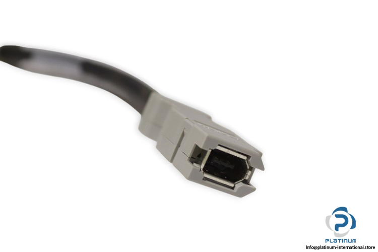 yaskawa-JZSP-CSP12-E-G5-cable-with-battery-case-new-1