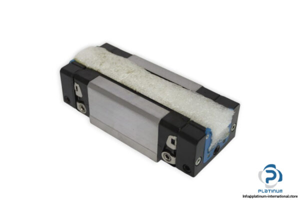 rexroth-R162122220-ball-runner-block-new