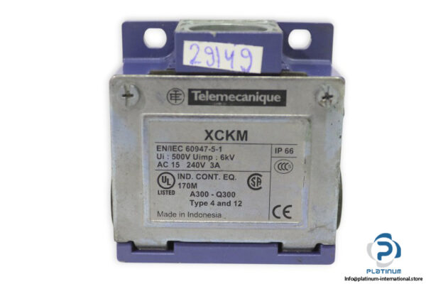 telemecanique-zckm5-limit-switch-body(used)-1