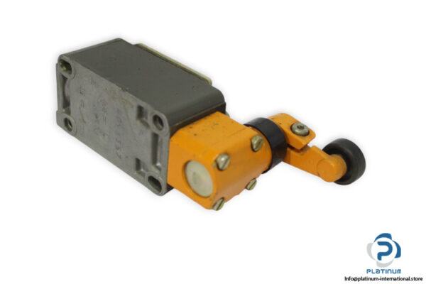 siemens-3se3120-1j-position-switch(used)-2