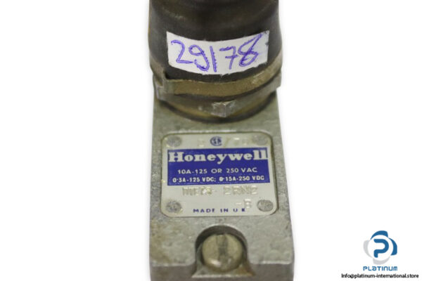honeywell-DTE7S-2RN2-B-micro-switch-(Used)-1