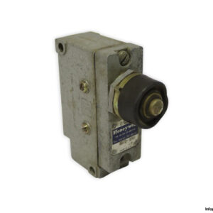 honeywell-BZE7S-2RN-B-micro-switch-(Used)
