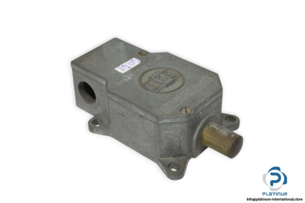 bks-AT-1-8B-limit-switch-(Used)
