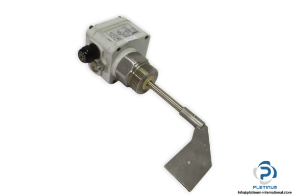 uwt-RN3001-WGSG29-LGS29B-rotary-paddle-level-switch-(Used)